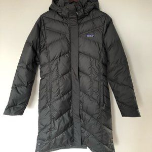 NWT Patagonia Women's Down With It Parka